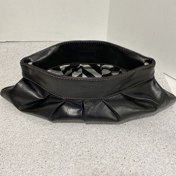 Vintage Y2K Fossil Black Leather Clutch Purse Metal Frame Satin Lining Topstitch - Picture 8 of 10